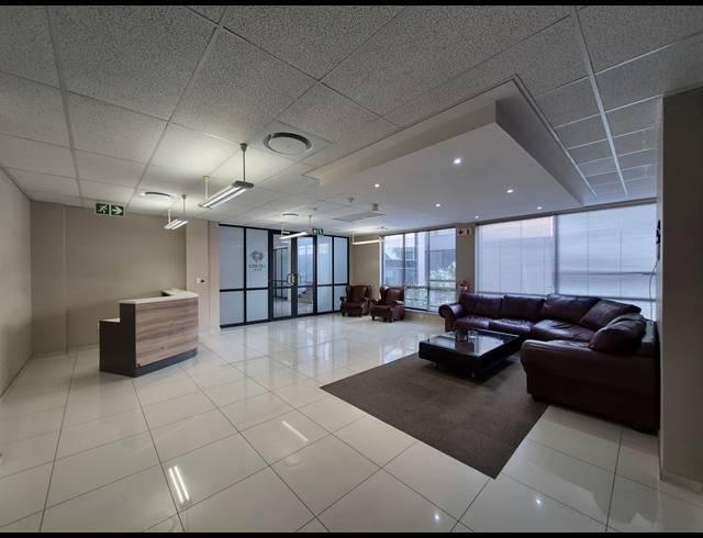 978M² OFFICE TO LET IN SANDTON CENTRAL